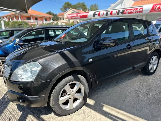 Nissan Qashqai 1.5 - foto 2