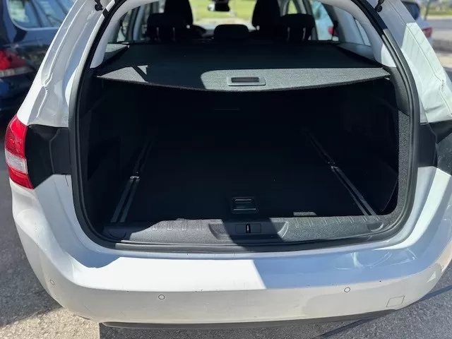 Peugeot 308 1.6 - foto 8