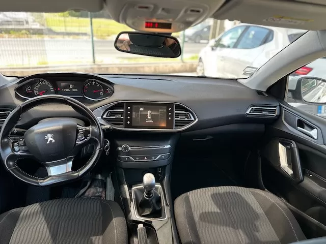 Peugeot 308 1.6 - foto 5