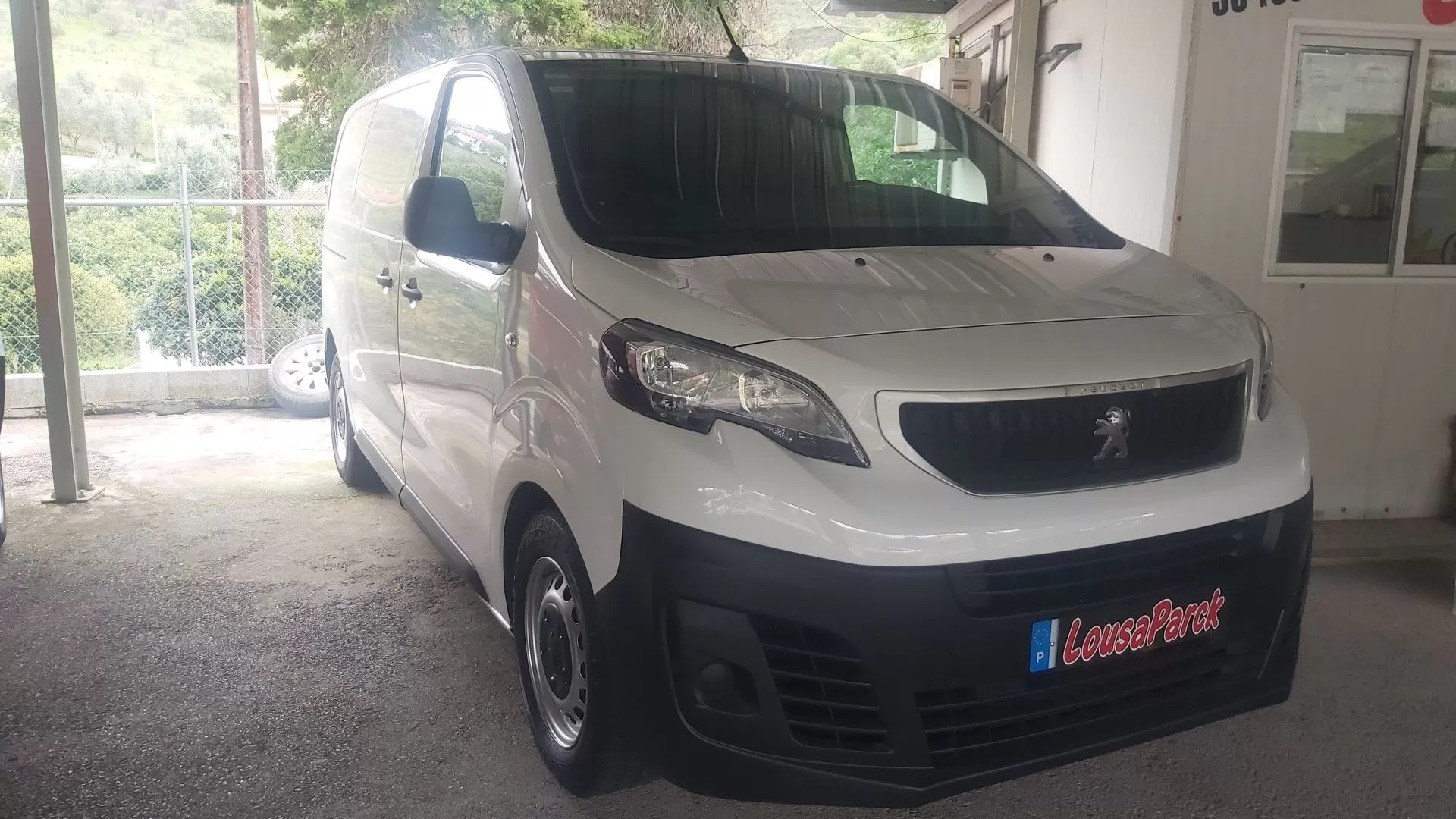Peugeot  Expert 1.6 BlueHDi L1H1 Premium Compact - foto 3