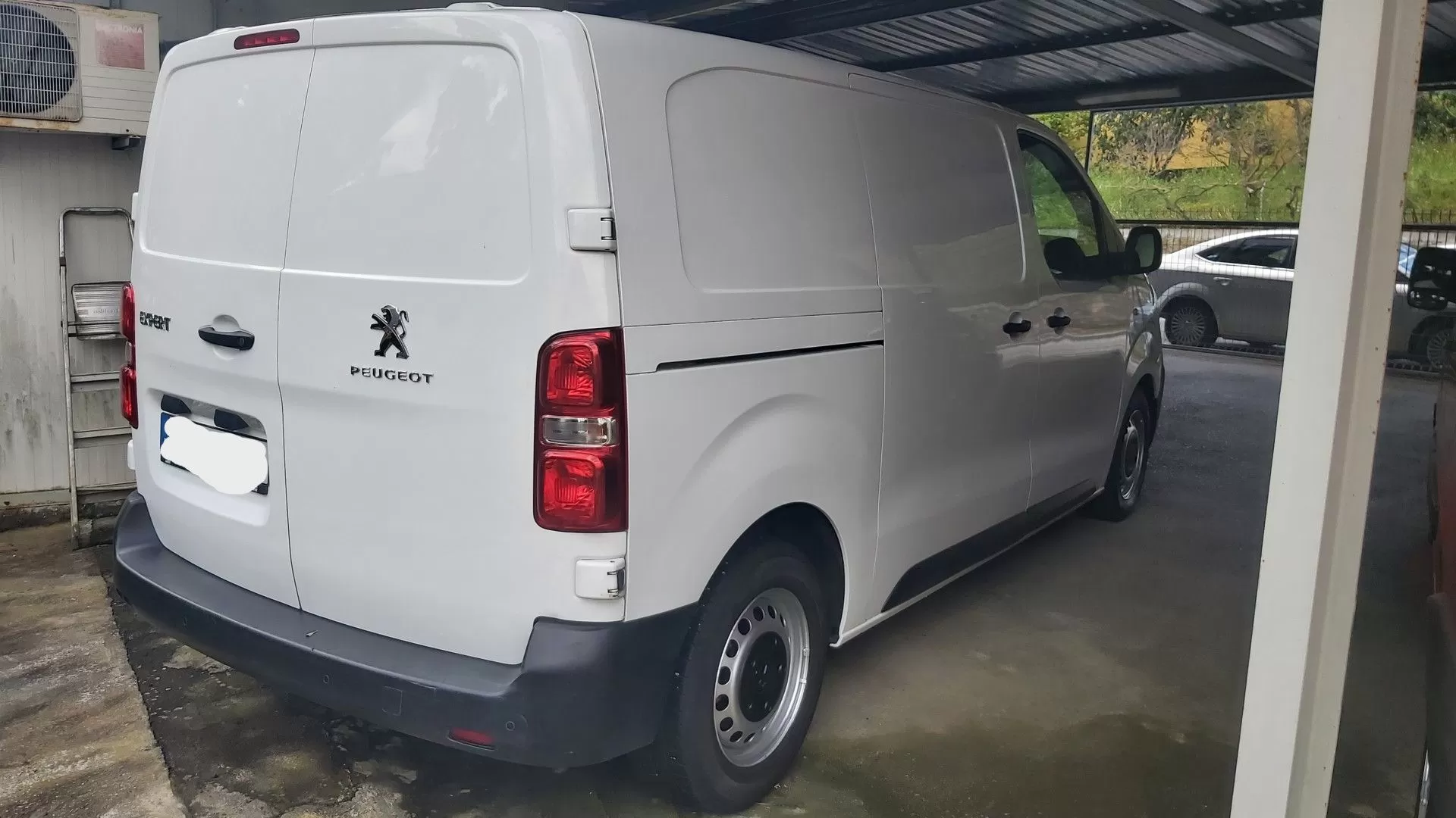 Peugeot  Expert 1.6 BlueHDi L1H1 Premium Compact - foto 4