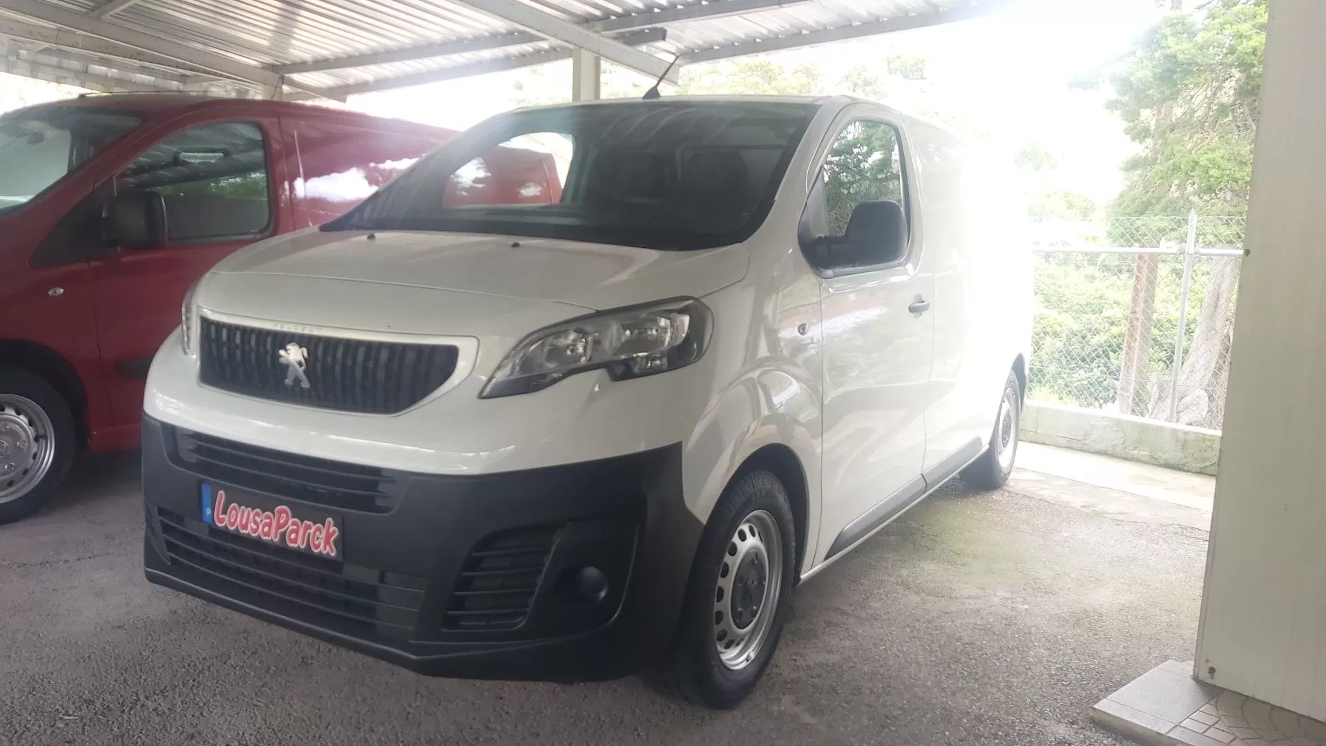 Peugeot  Expert 1.6 BlueHDi L1H1 Premium Compact - foto 2