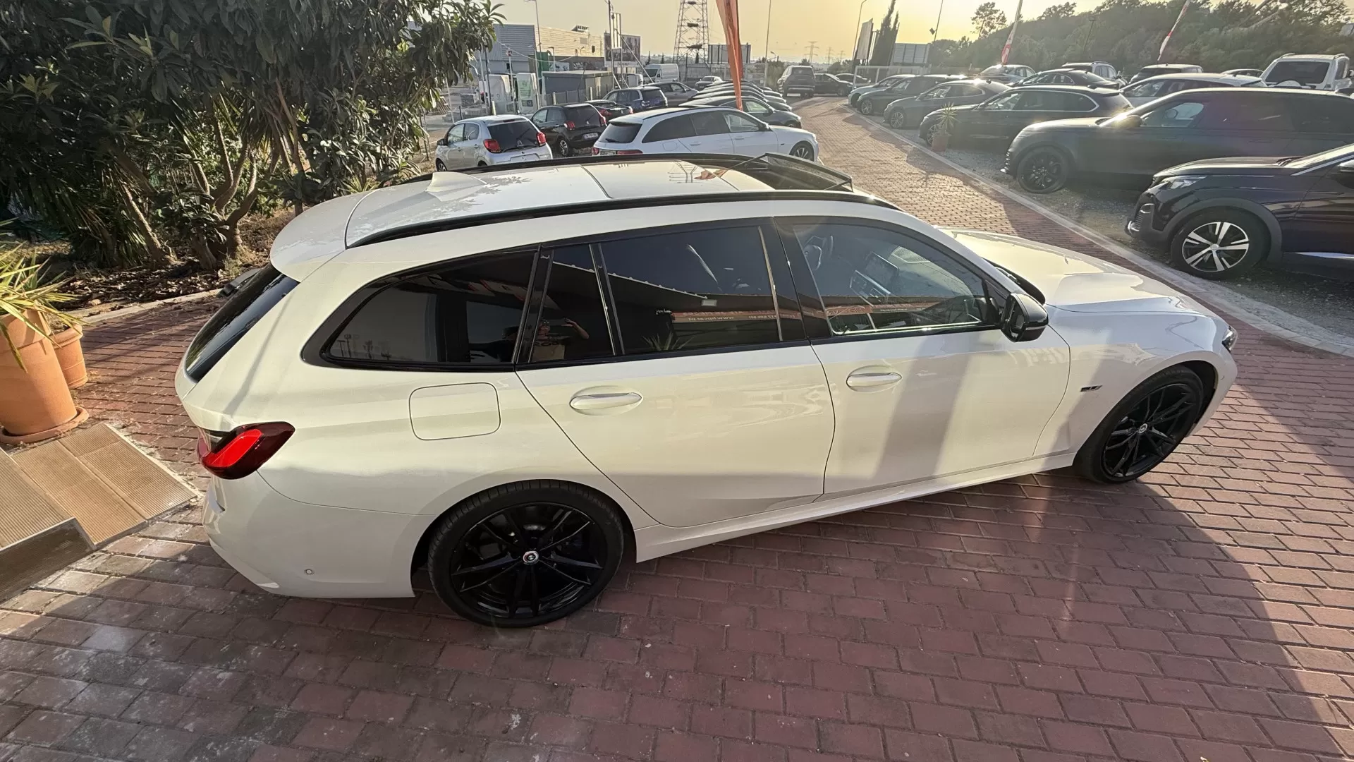 BMW 330 e Edição Desportiva M Auto - foto 7