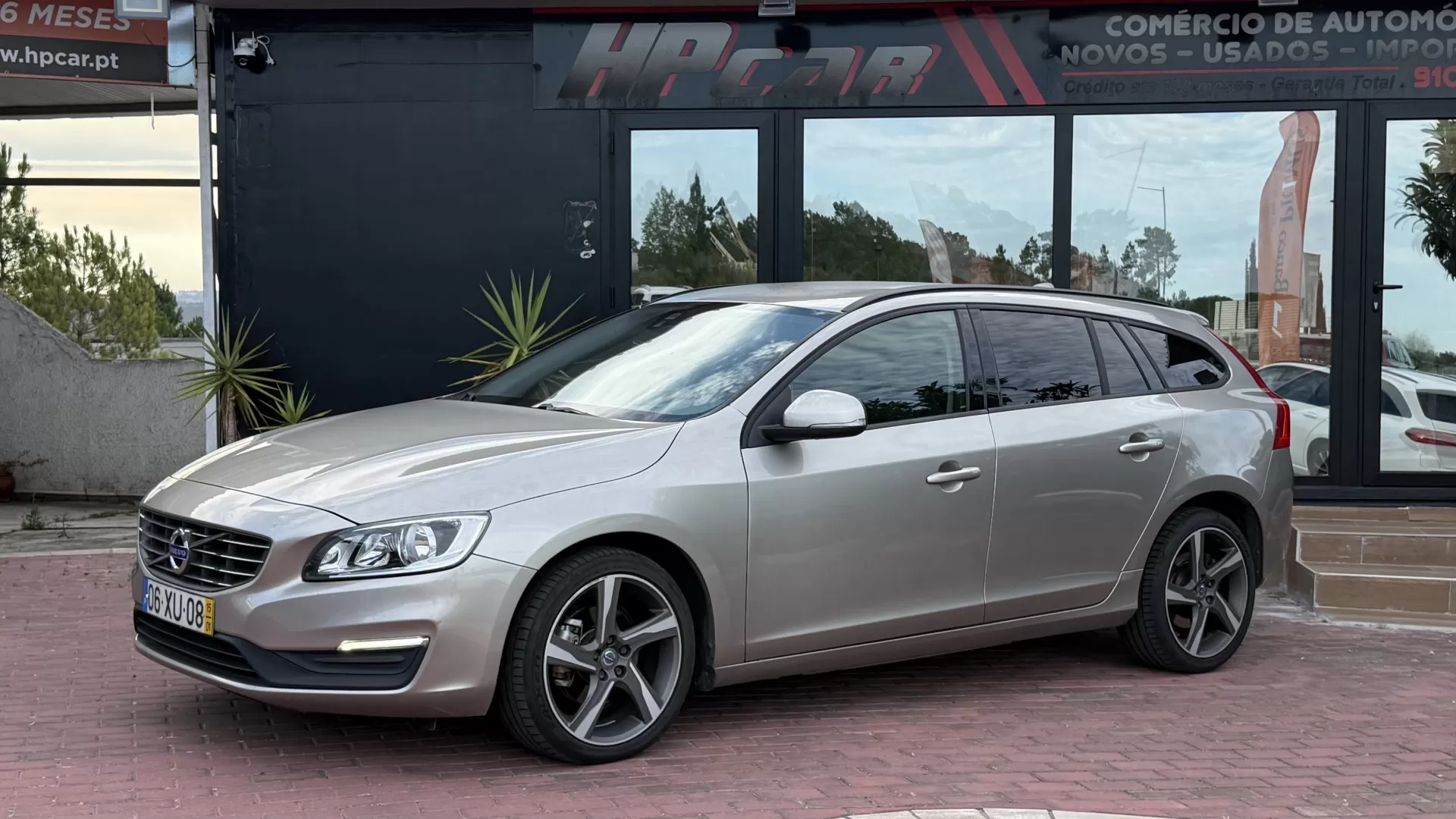 Volvo V60 1.6 D2 Momentum Eco - foto 6