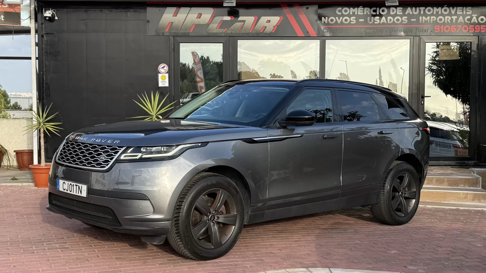 Land Rover Velar 2.0d R-Dynamic - foto 2