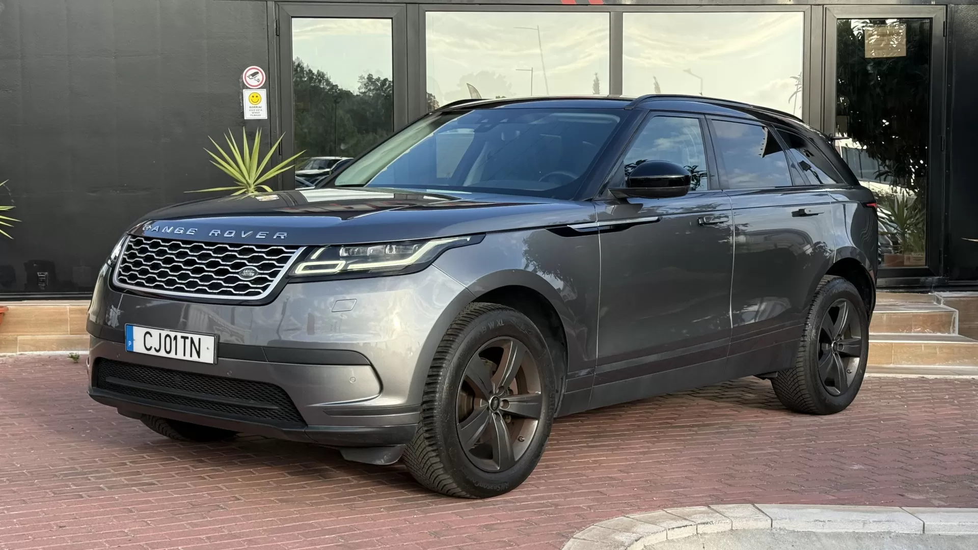 Land Rover Velar 2.0d R-Dynamic - foto 6