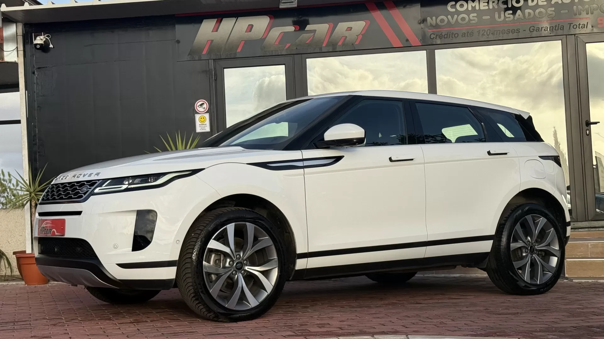 Land Rover Evoque 1.5 P300e AWD Dynamic HSE - foto 7