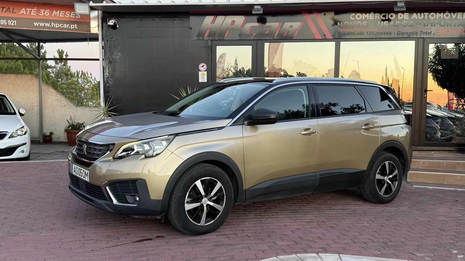 Peugeot 5008 1.6 BlueHDi Allure EAT6 - foto 2