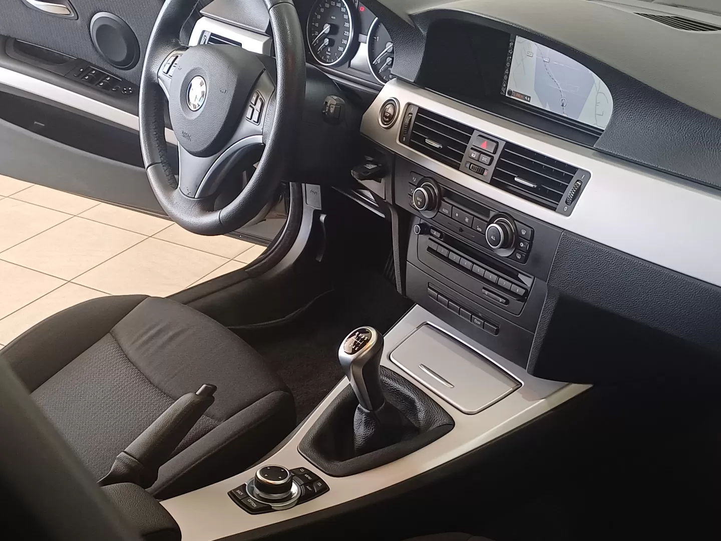 BMW 320 d Navigation - foto 6