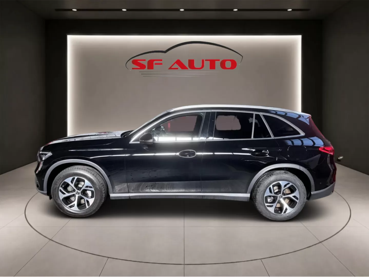 Mercedes-Benz GLC 300 e 4Matic - foto 3