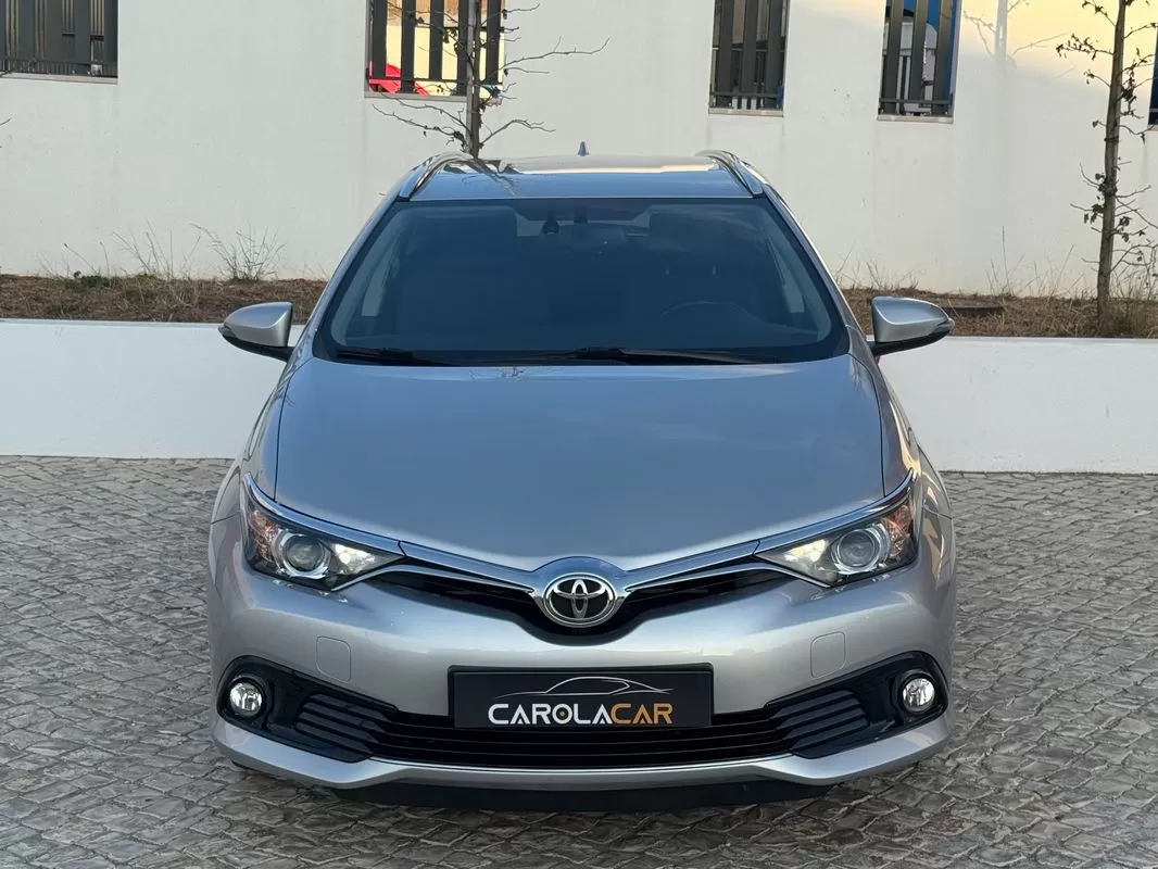 Toyota Auris Touring Sports 1.2T Comfort+Pack Sport - foto 2