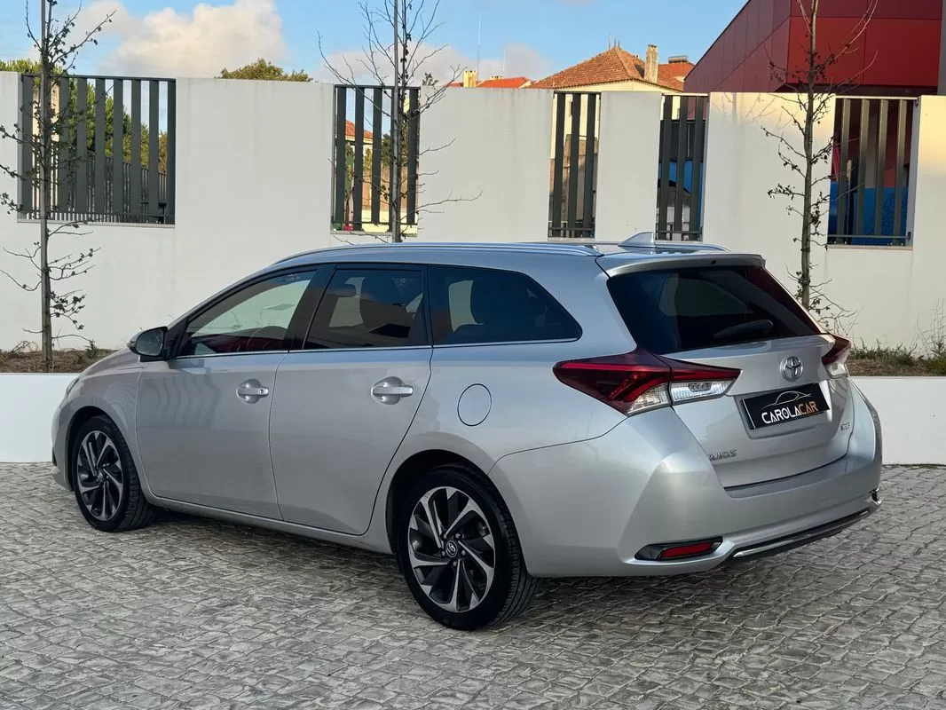 Toyota Auris Touring Sports 1.2T Comfort+Pack Sport - foto 6