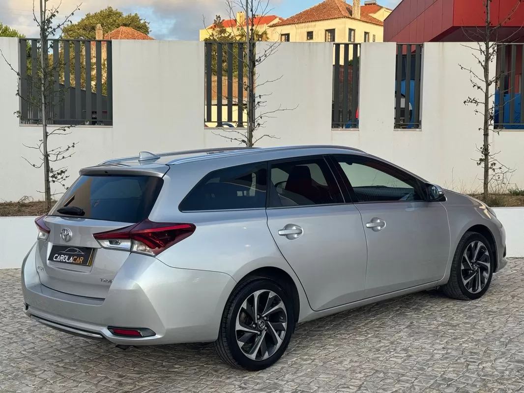 Toyota Auris Touring Sports 1.2T Comfort+Pack Sport - foto 8
