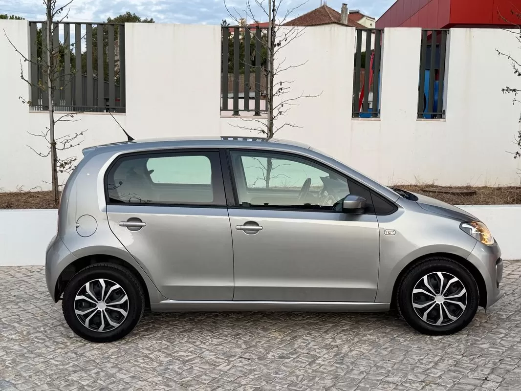 VW UP! 1.0 BlueMotion Move - foto 8