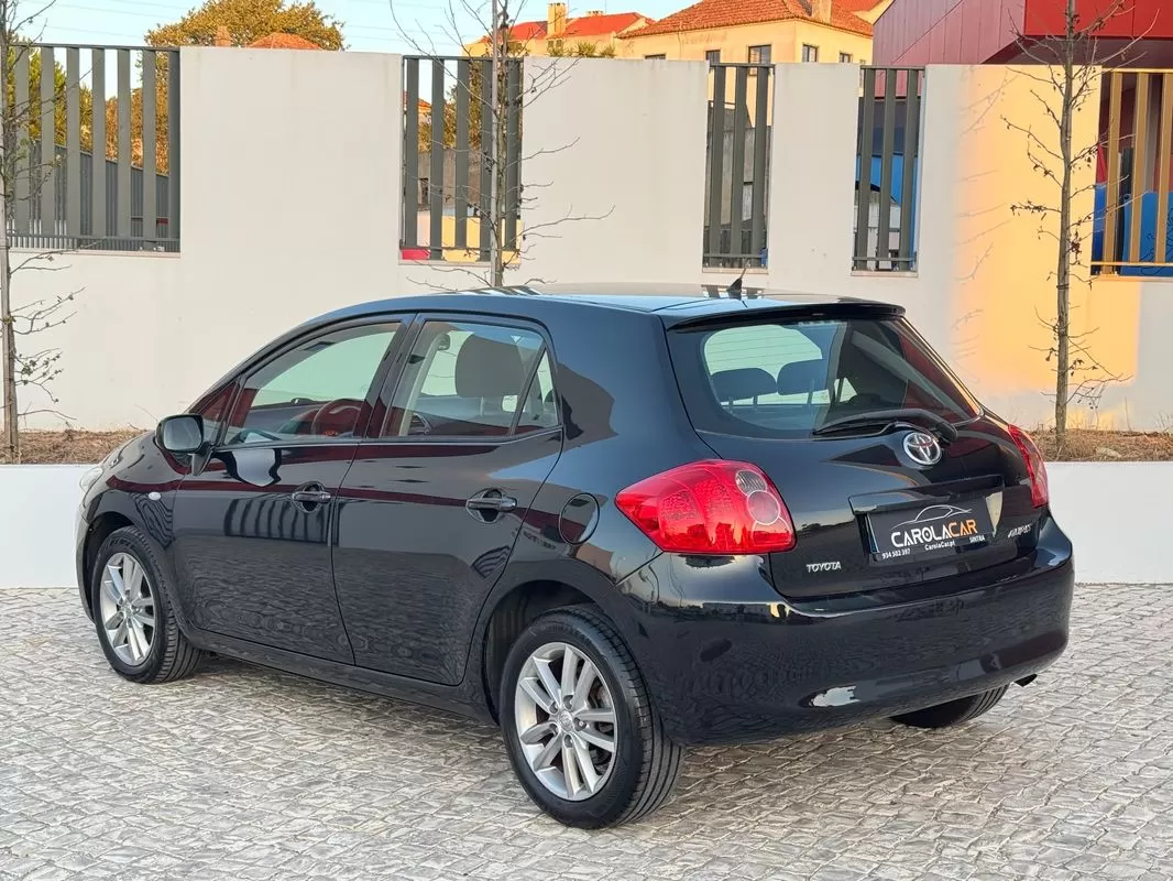 Toyota Auris 1.4 VVT-i AC - foto 5