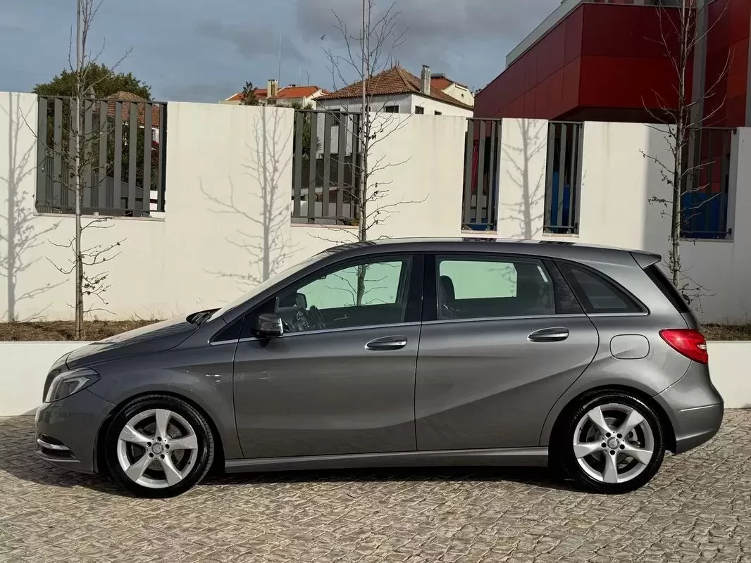 Mercedes-Benz B 200 CDi Urban Aut. - foto 4