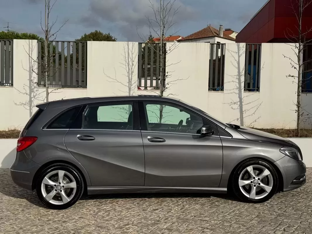 Mercedes-Benz B 200 CDi Urban Aut. - foto 8