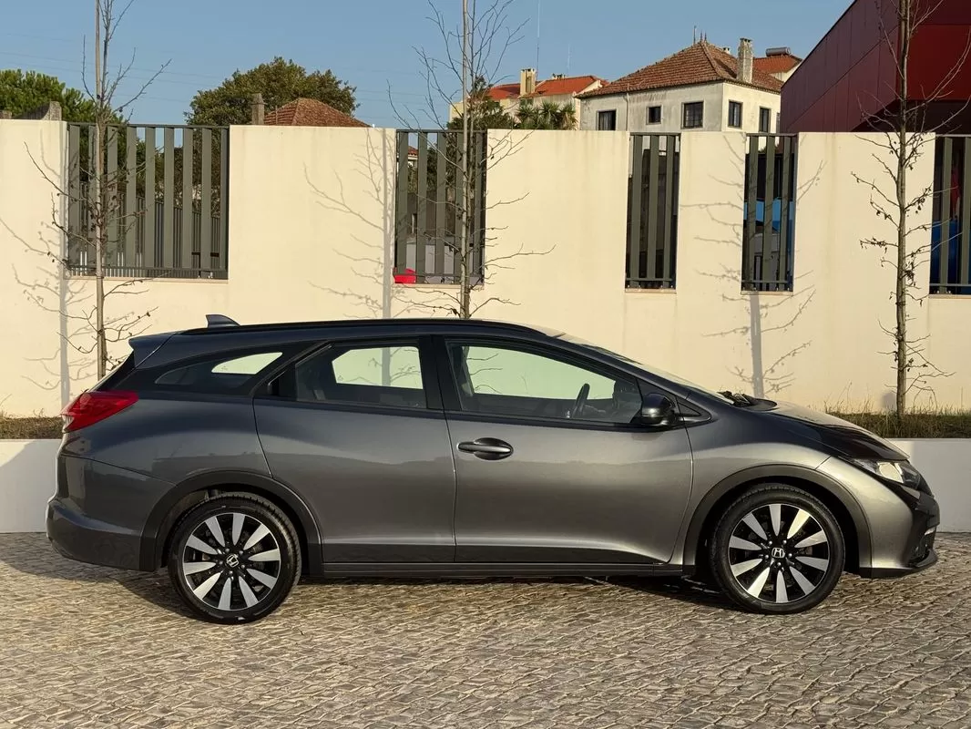 Honda Civic Tourer 1.6 i-DTEC Elegance - foto 8