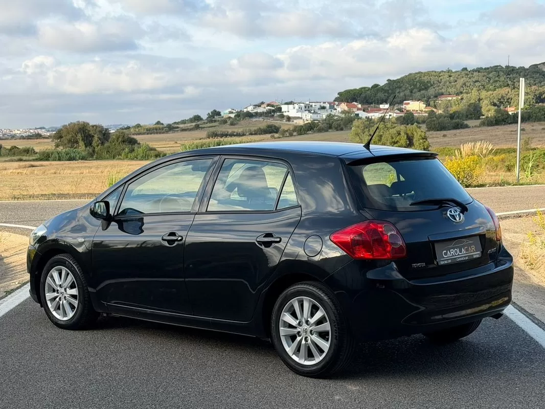 Toyota Auris 1.4 VVT-i AC - foto 3