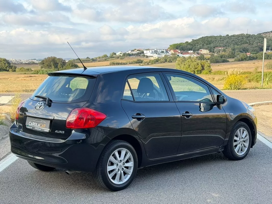 Toyota Auris 1.4 VVT-i AC - foto 4