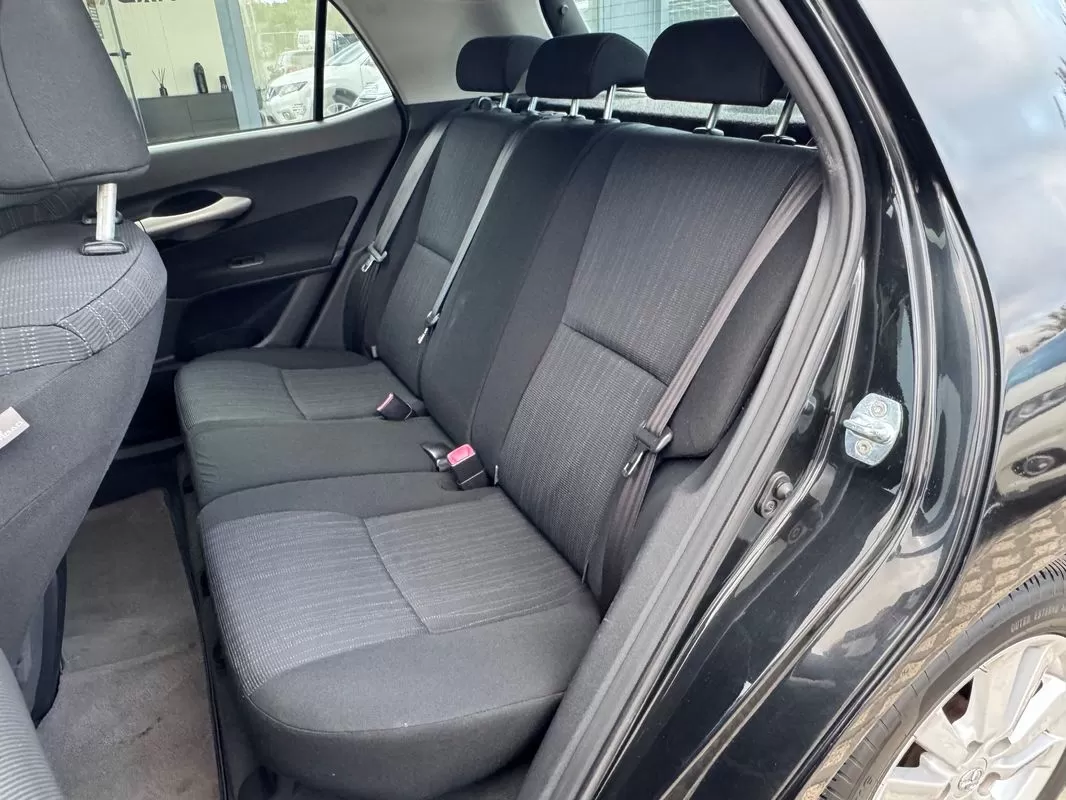 Toyota Auris 1.4 VVT-i AC - foto 8