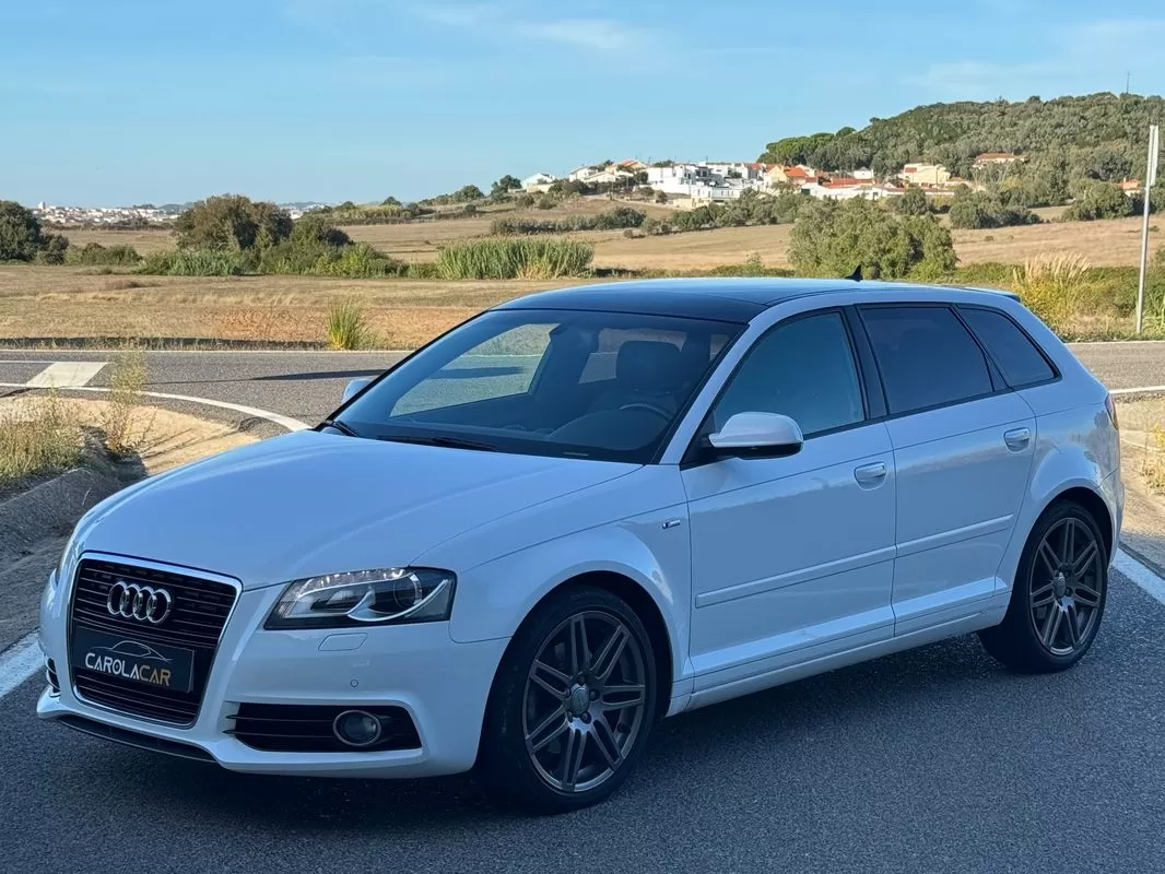 Audi A3 Sportback 2.0 TDi S-line - foto 4