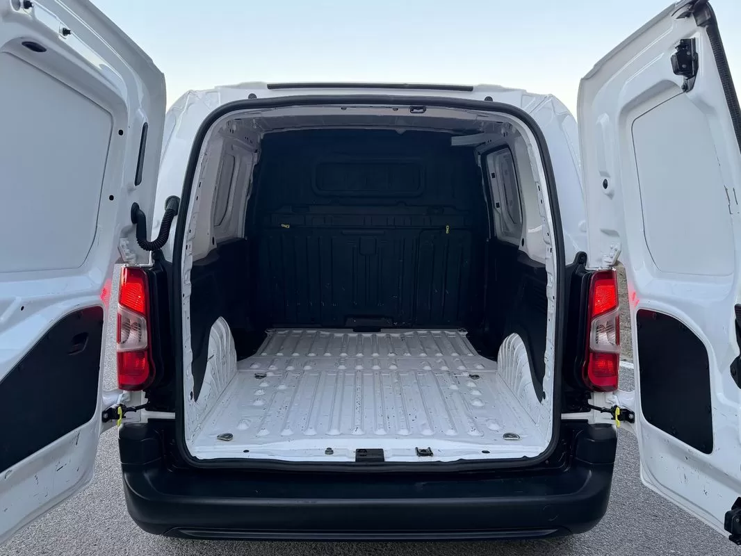 Opel  Combo L1 / iva dedutivel / poucos km / 2022 - foto 5
