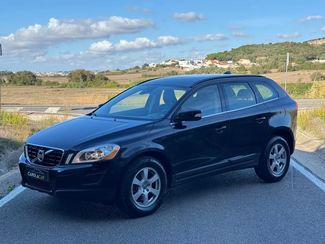 Volvo XC 60 2.0 D3 Drive Summum - foto 2