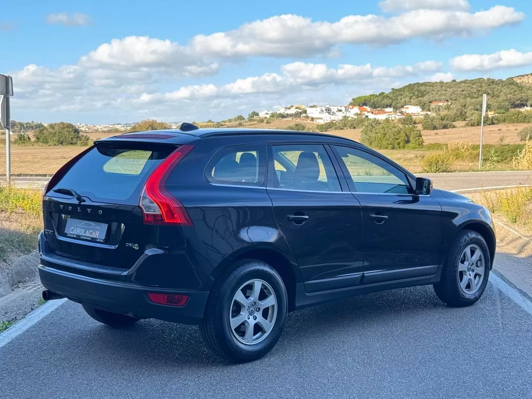 Volvo XC 60 2.0 D3 Drive Summum - foto 4