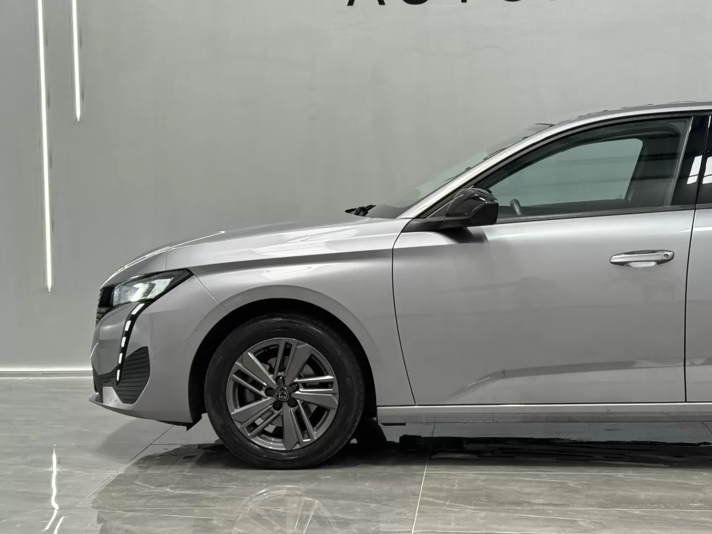 Peugeot 308 1.2 - 130cv Active - foto 4