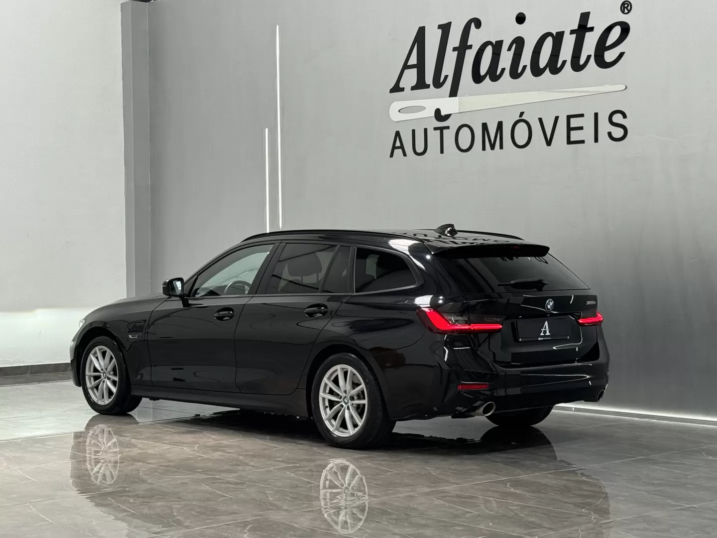 BMW 320 e Auto - foto 2