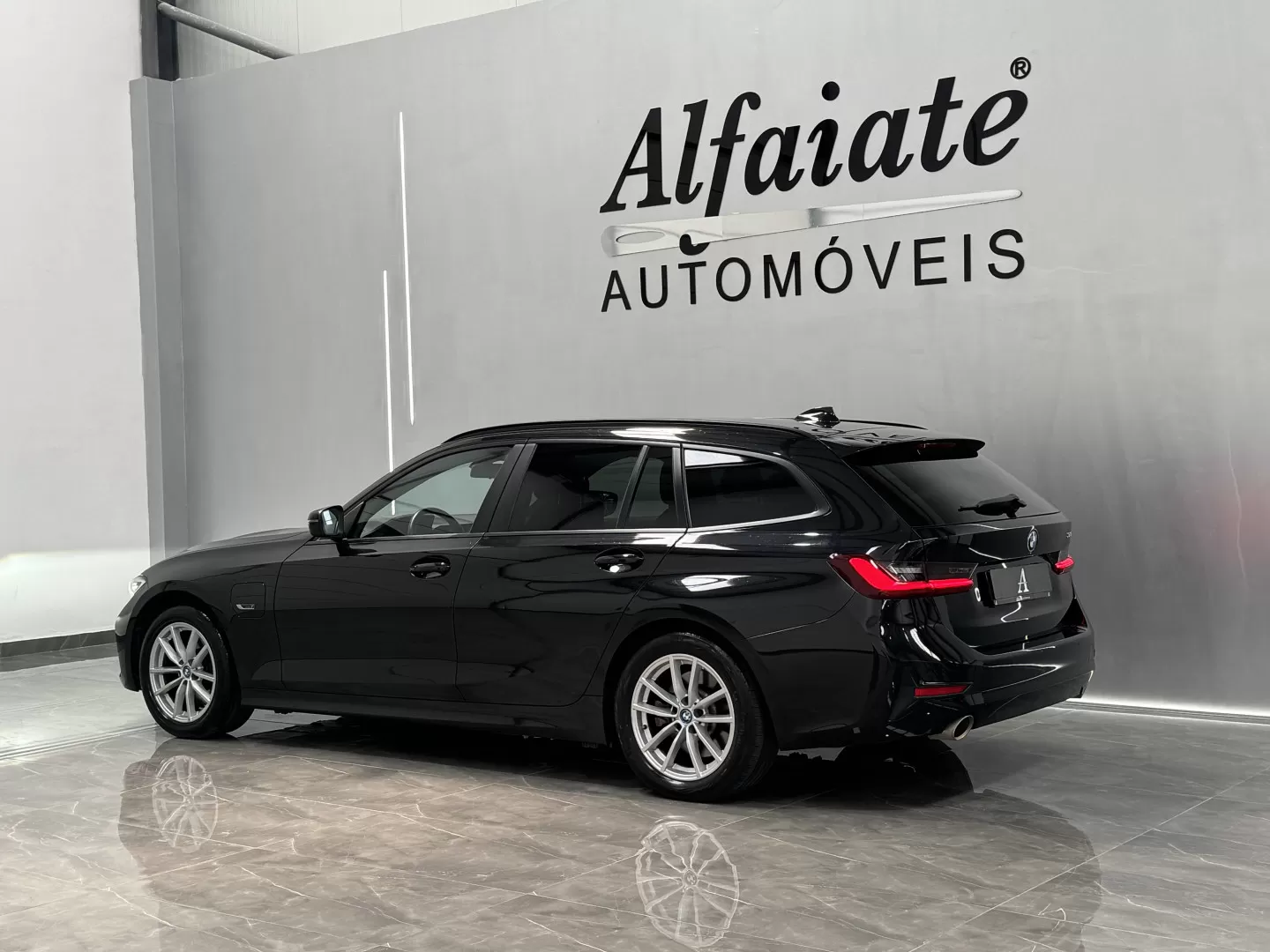 BMW 320 e Auto - foto 6