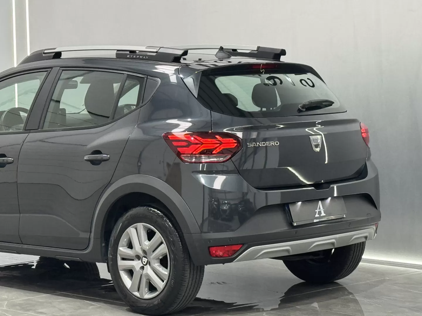 Dacia Sandero Steptway Bi-Fuel - foto 8