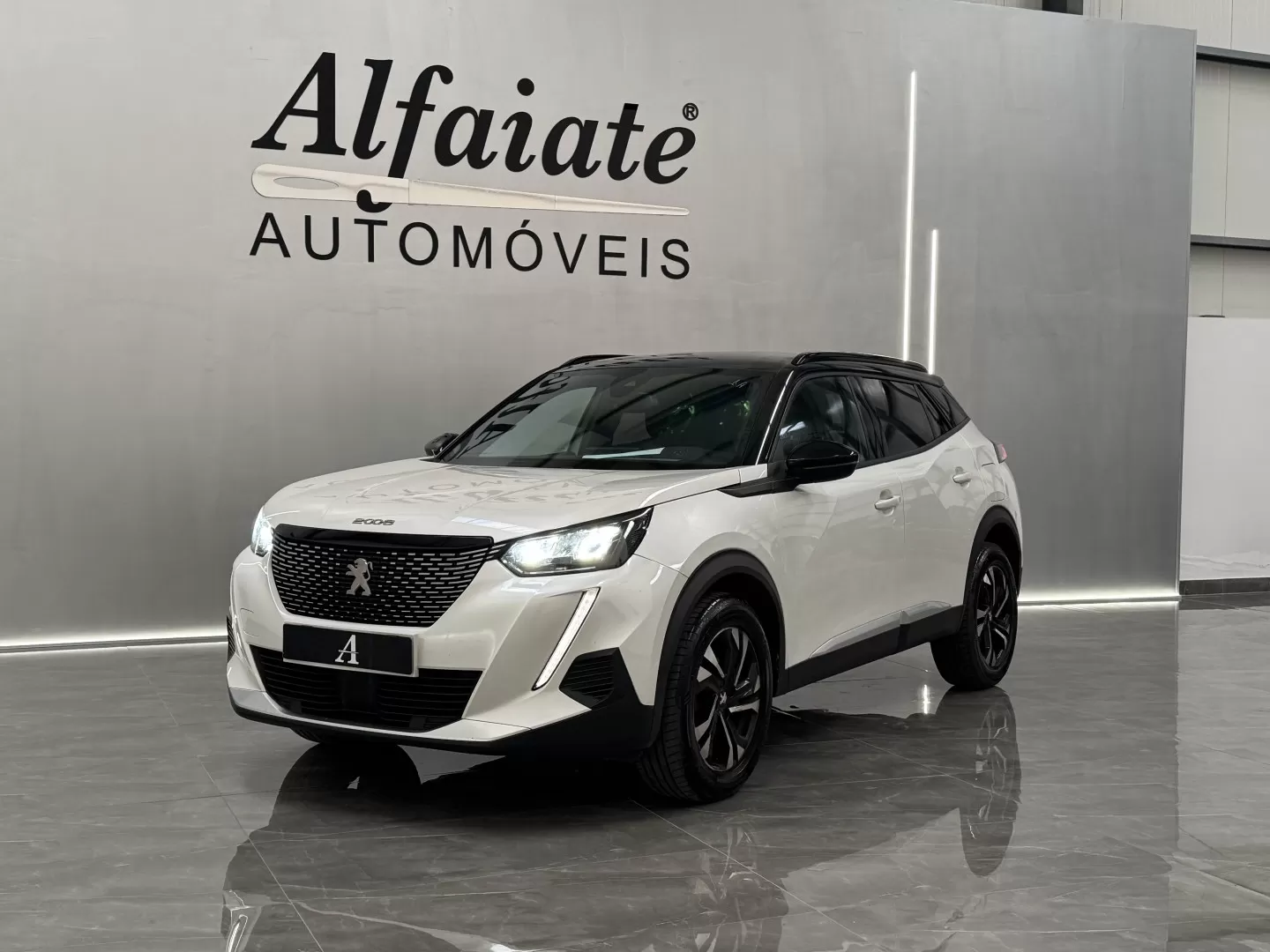 Peugeot 2008 1.2 Allure EAT8 - foto 7