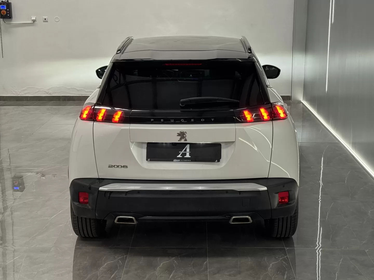 Peugeot 2008 1.2 Allure EAT8 - foto 8