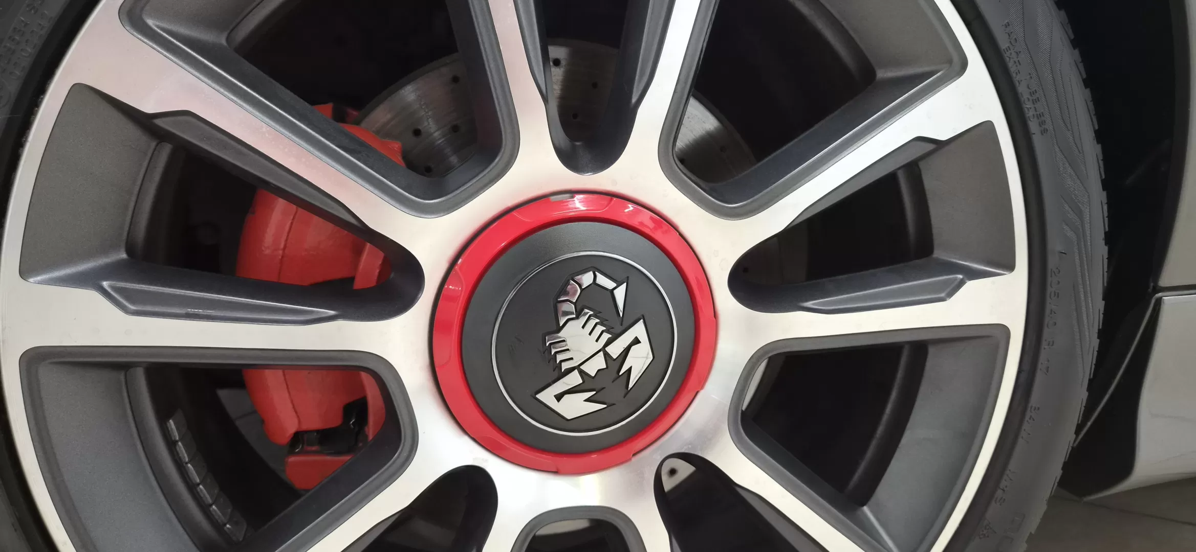 Abarth 595 1.4 T-Jet Turismo - foto 8