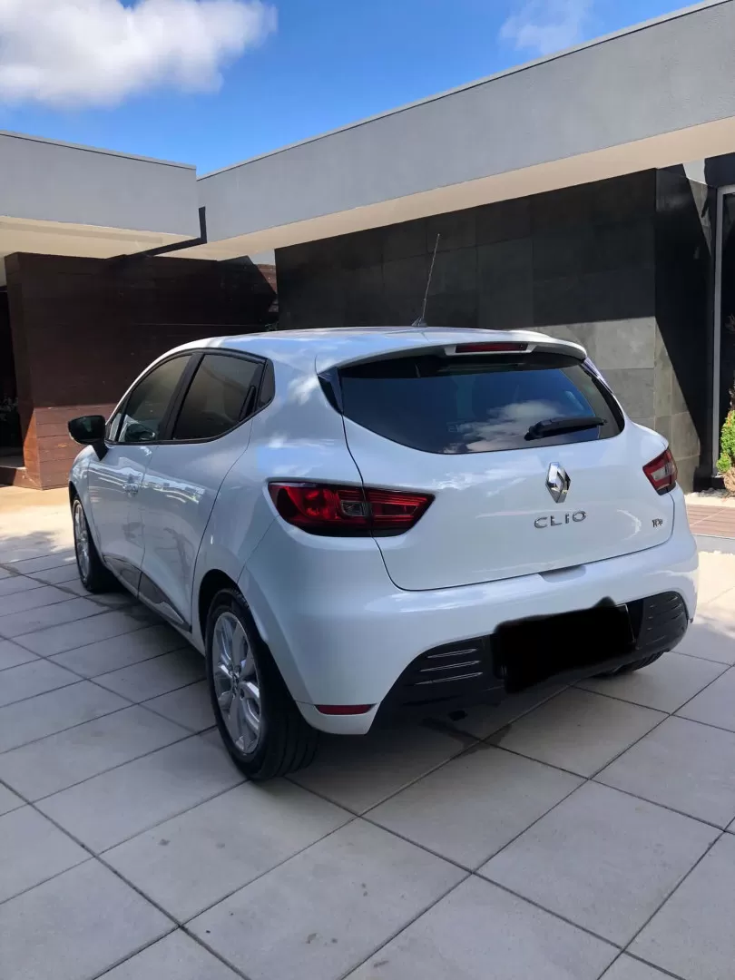 Renault Clio (Energy) TCe 90 Start & Stop LIMITED - foto 4