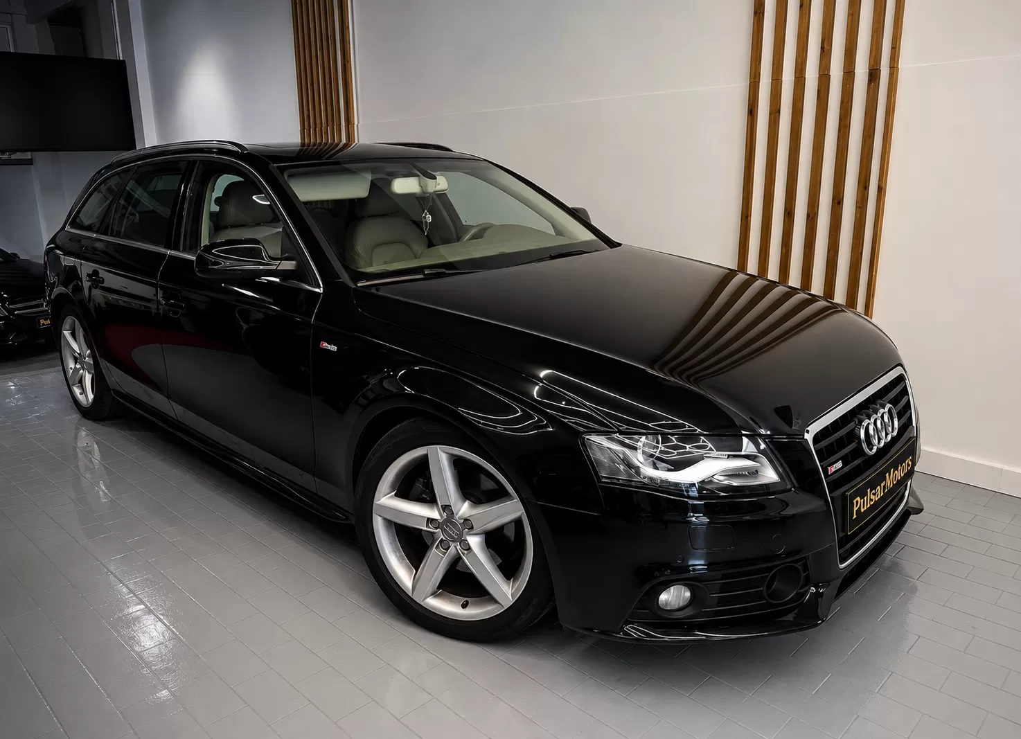 Audi A4 Avant 2.0 TDI multitronic S-line - foto 3