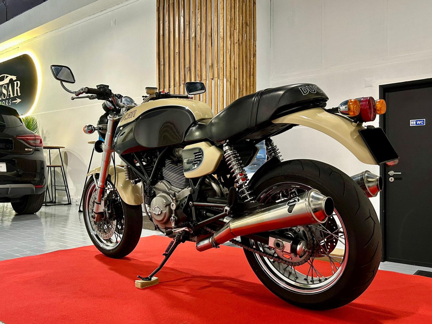 Ducati GT 1000 Sport Classic - foto 4