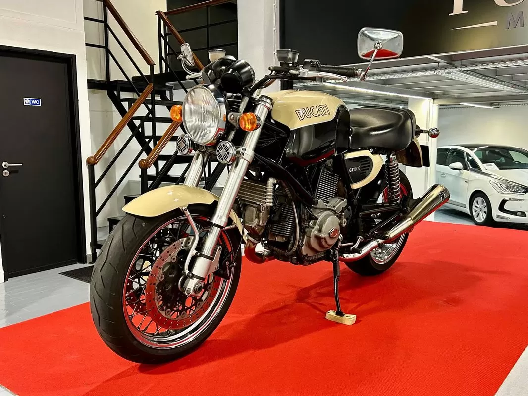 Ducati GT 1000 Sport Classic - foto 2