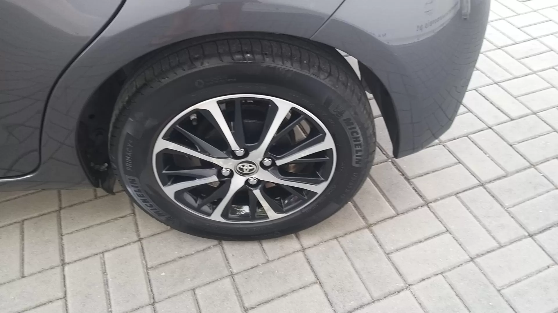 Toyota Yaris 1.0 VVT-i Comfort - foto 7