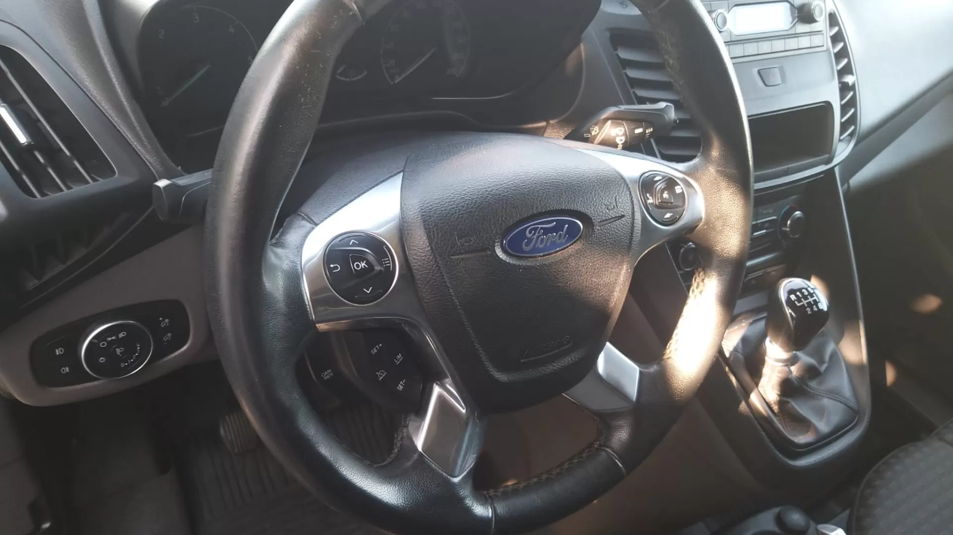 Ford  Transit connect  LONGA - foto 4