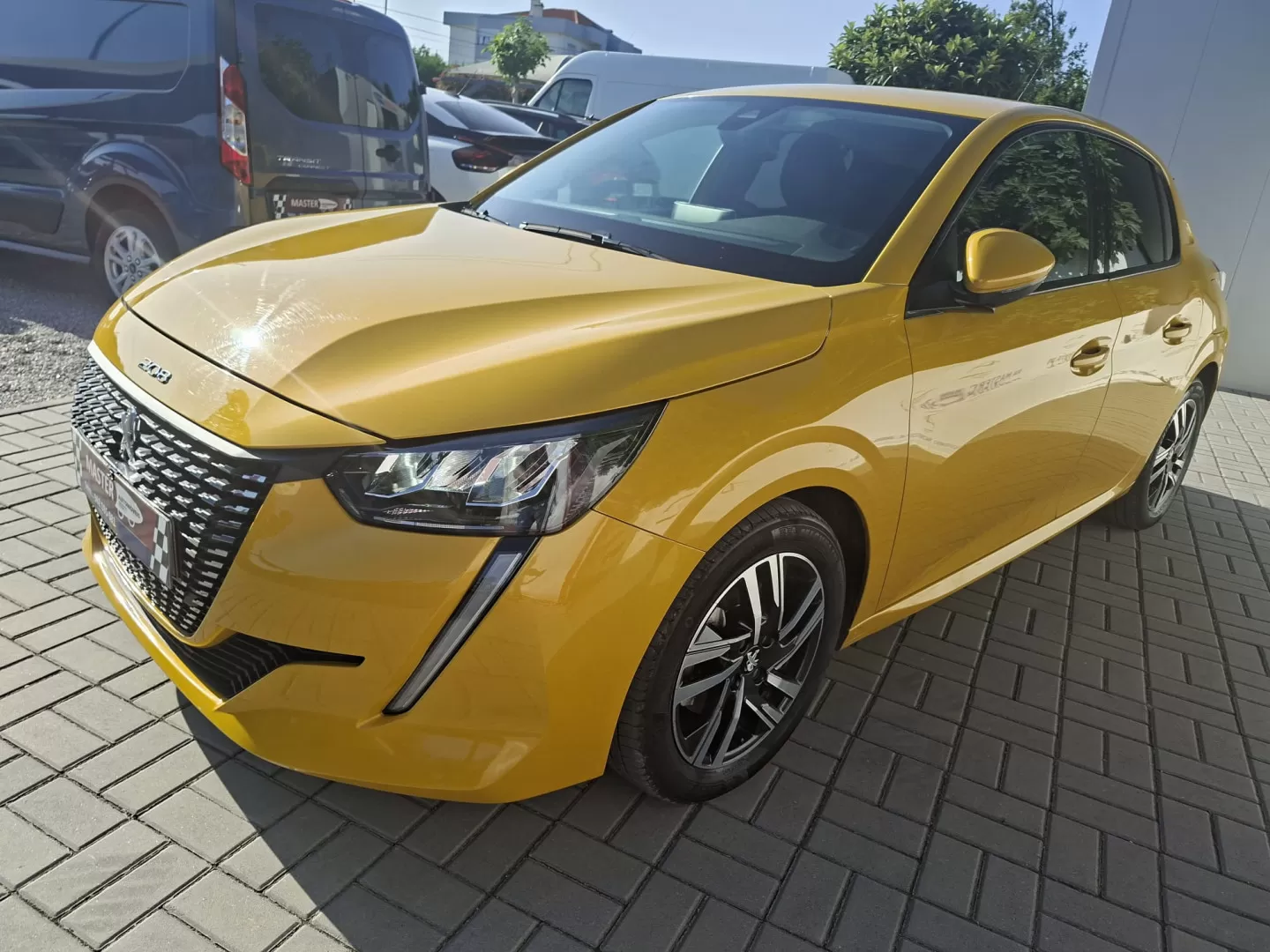 Peugeot 208 1.2 PureTech Allure Pack - foto 5