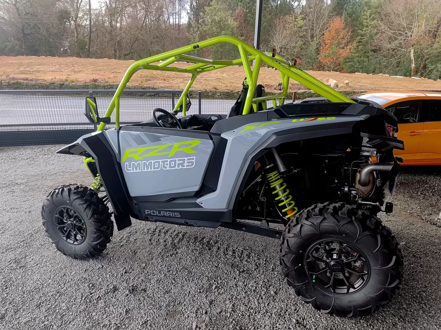 Polaris RZR 1000 XP - foto 4