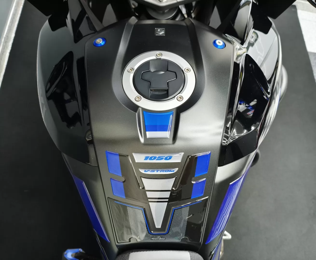 Suzuki v-strom 1050 - foto 8