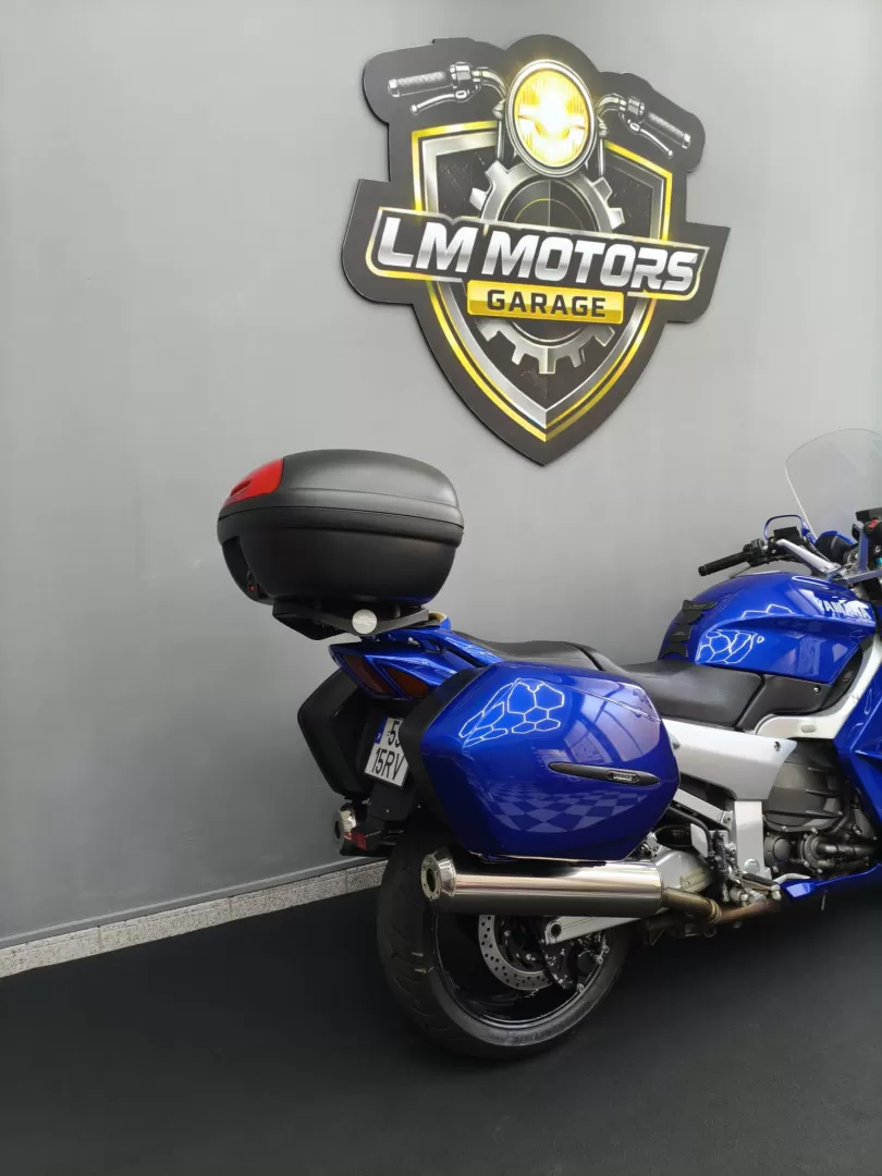 Yamaha FJR 1300 - foto 3