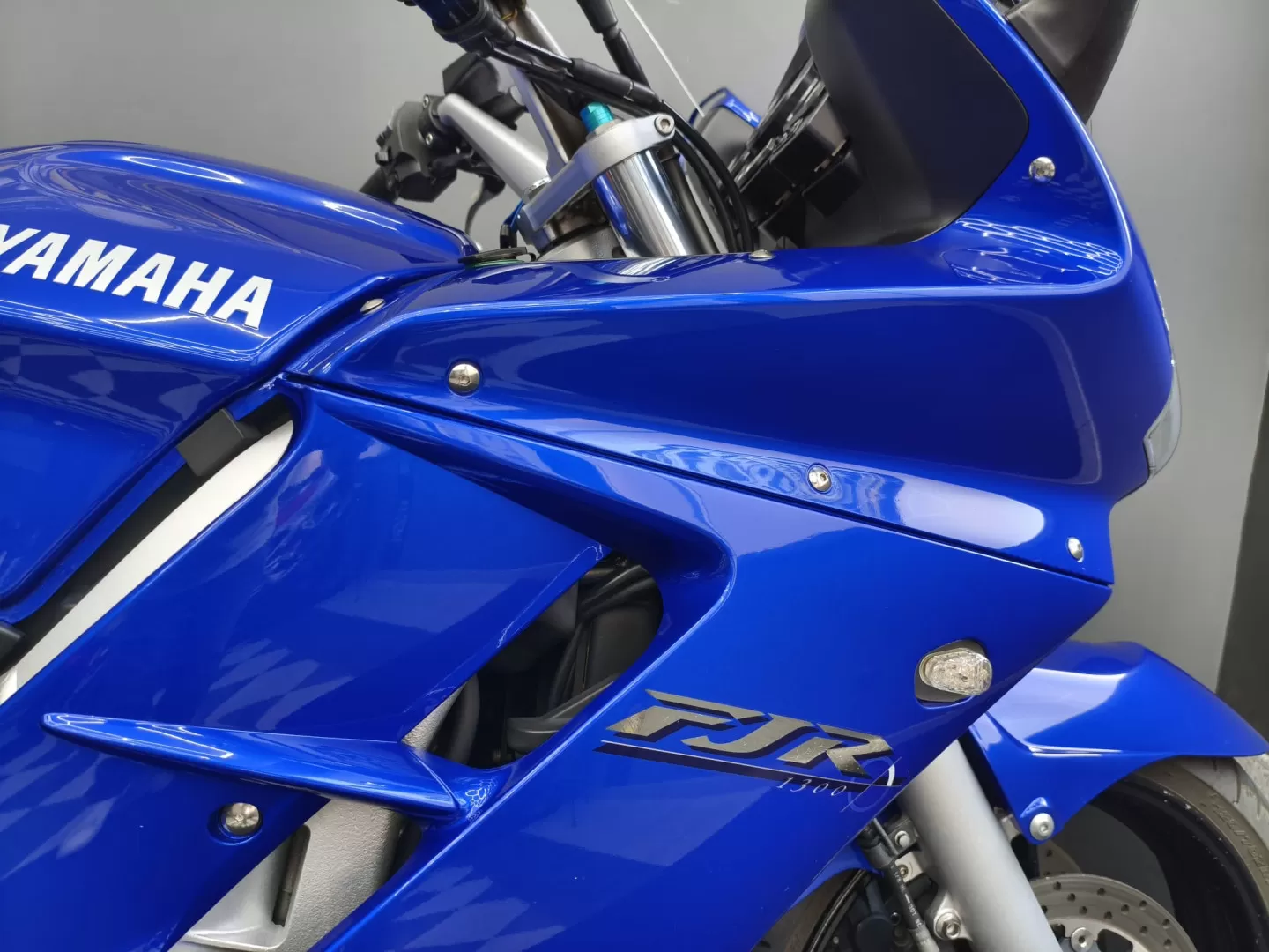 Yamaha FJR 1300 - foto 4