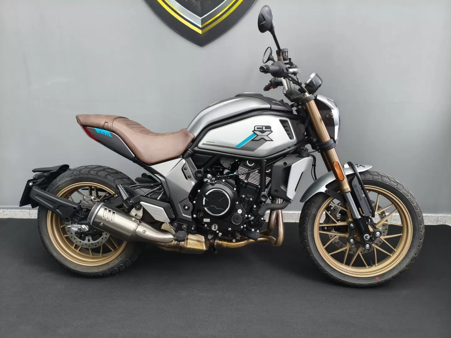 CF Moto 700CL-X Heritage Abs - foto 4