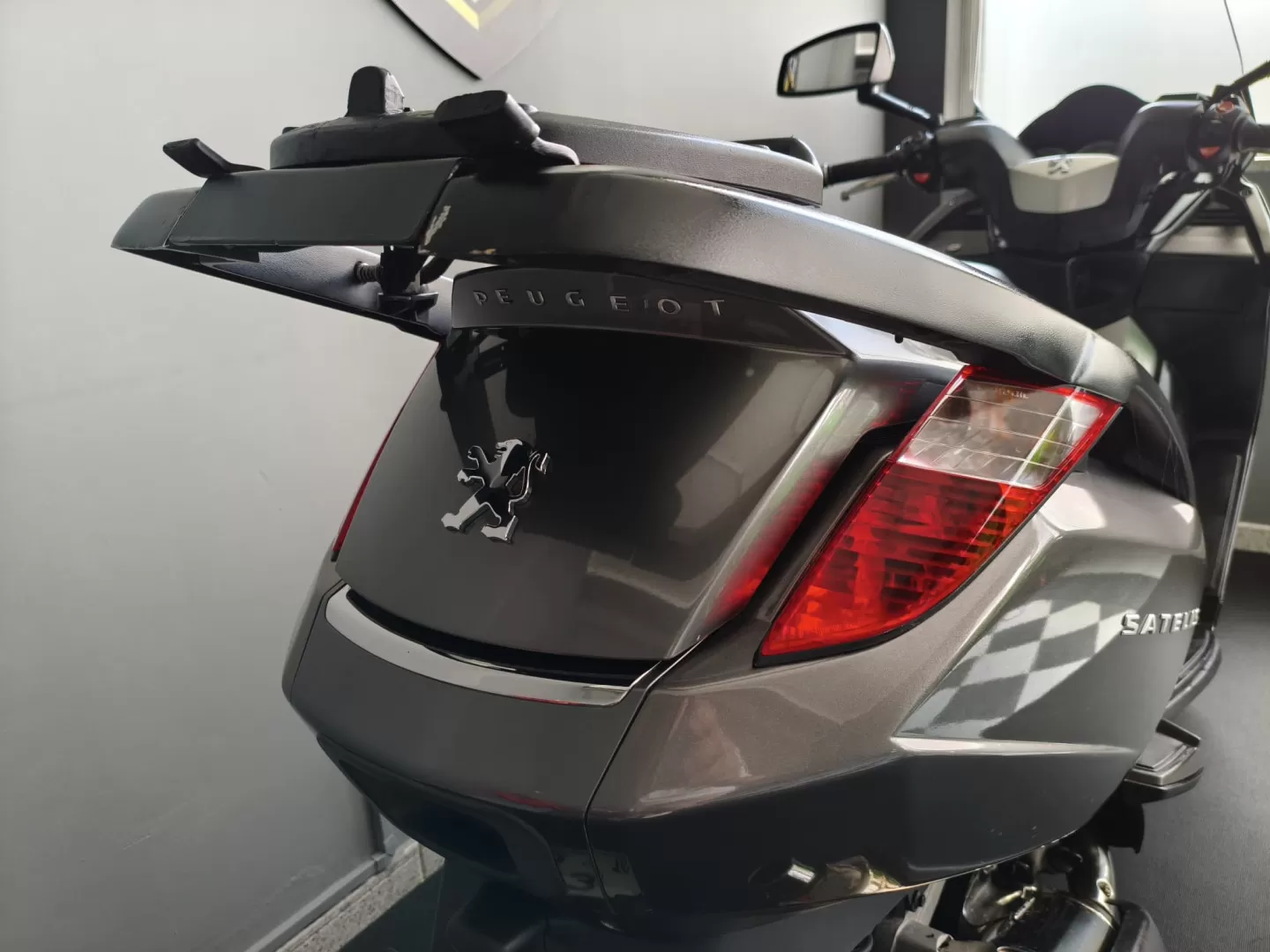 Peugeot Satelis Maxi - foto 7