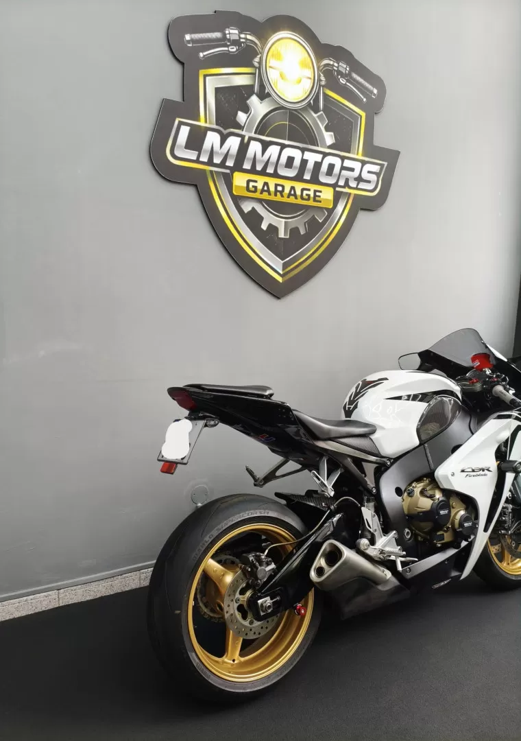 Honda CBR 1000 RR - foto 3